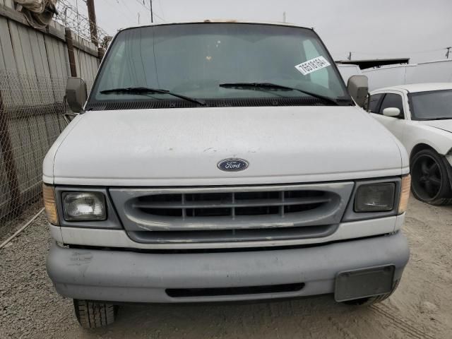 2000 Ford Econoline E250 Van