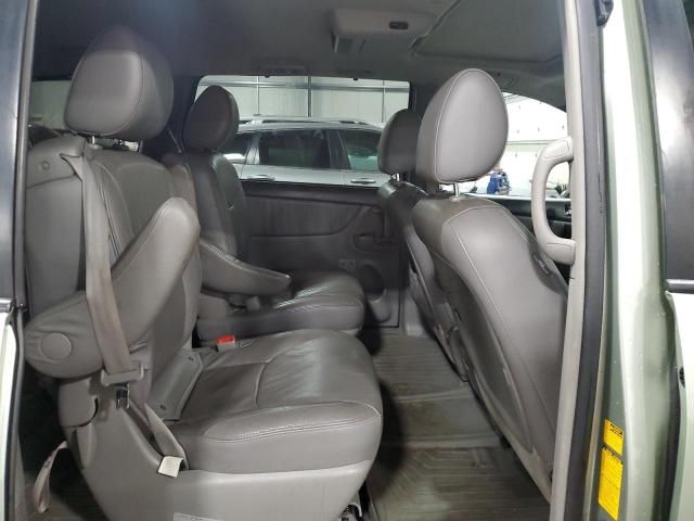 2009 Toyota Sienna XLE