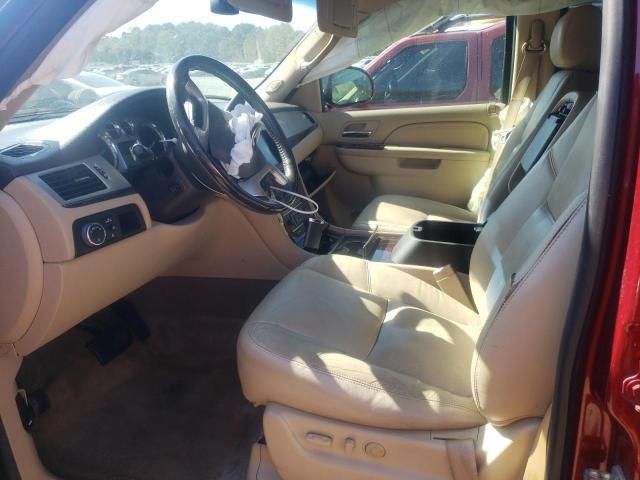 2010 Cadillac Escalade Luxury