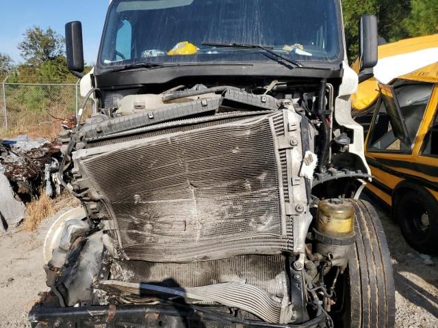 2019 Freightliner Cascadia 126