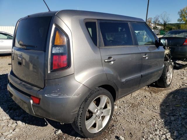 2011 KIA Soul +