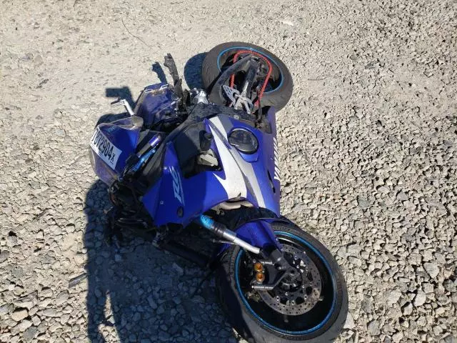 2005 Yamaha YZFR6 L