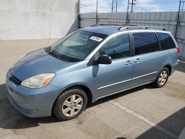 2005 Toyota Sienna CE