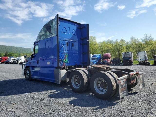 2017 Freightliner Cascadia 125