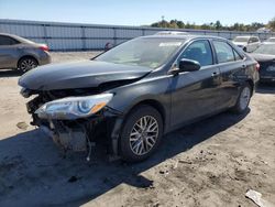 Carros salvage sin ofertas aún a la venta en subasta: 2017 Toyota Camry LE