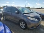 2017 Toyota Sienna LE