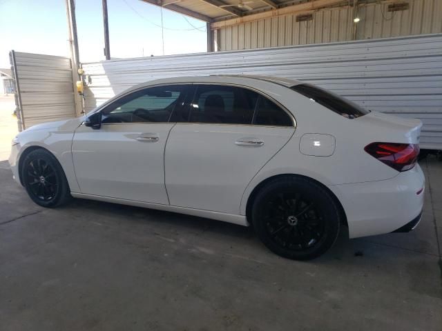 2019 Mercedes-Benz A 220