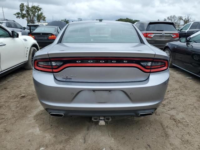 2016 Dodge Charger SE