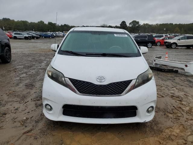 2013 Toyota Sienna Sport