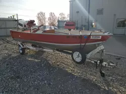 Salvage boats for sale at Appleton, WI auction: 1985 Lund Boat