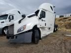 2022 Freightliner Cascadia 126