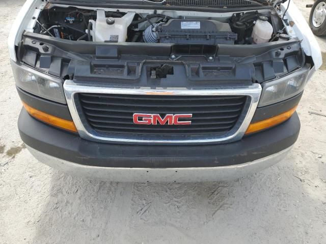 2023 GMC Savana Cutaway G3500