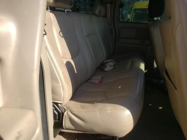 2004 Chevrolet Silverado K2500 Heavy Duty