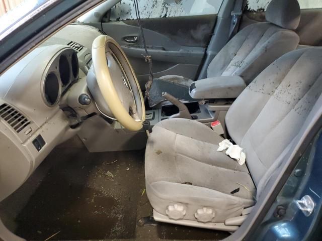 2002 Nissan Altima Base