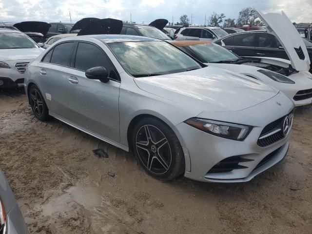 2019 Mercedes-Benz A 220