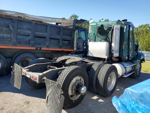 2004 Freightliner Conventional Columbia