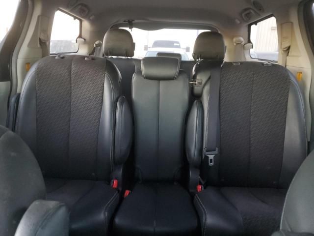 2011 Toyota Sienna Sport