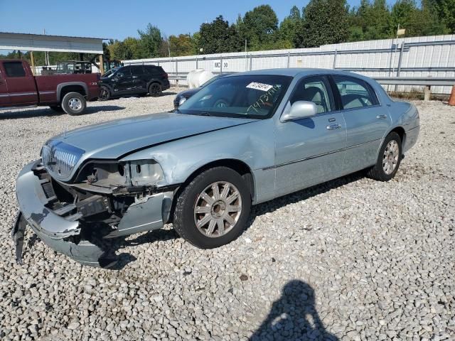 2007 Lincoln Town Car Signature Limited