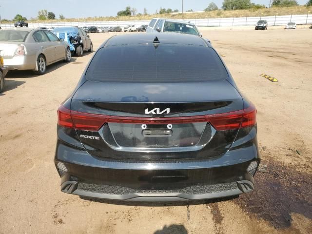 2023 KIA Forte LX