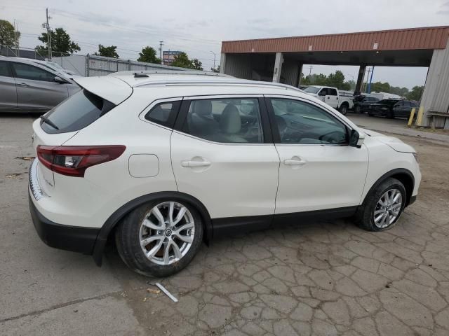 2022 Nissan Rogue Sport SV