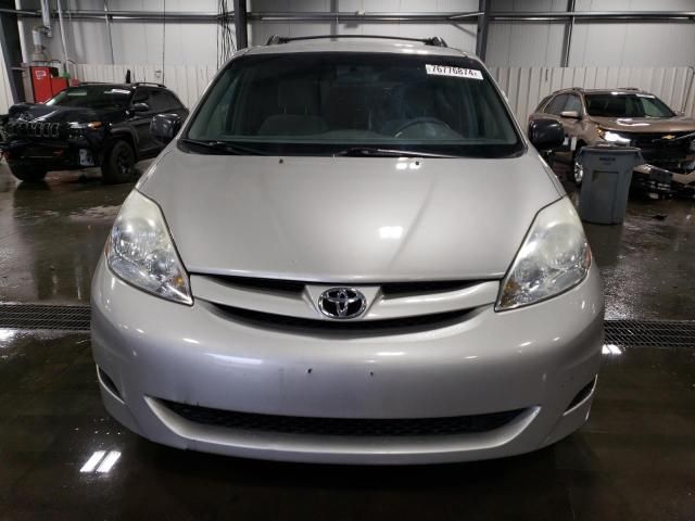 2006 Toyota Sienna CE