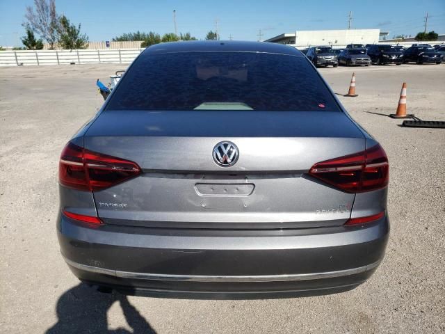 2018 Volkswagen Passat S