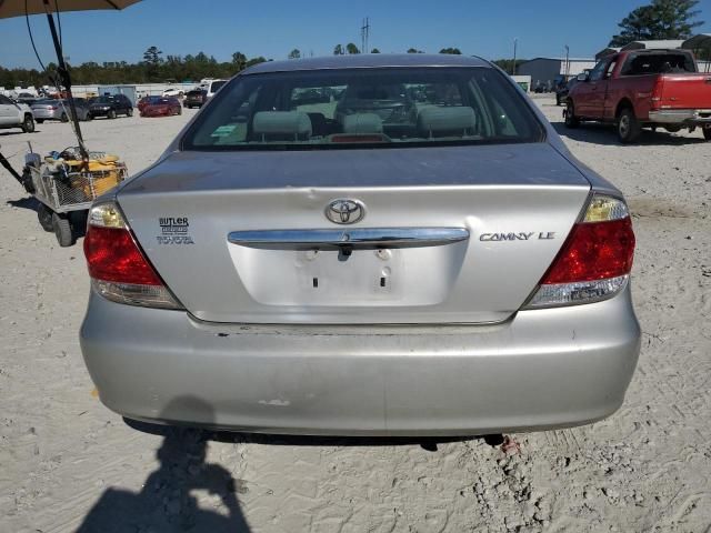 2005 Toyota Camry LE