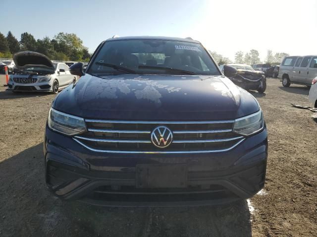 2022 Volkswagen Tiguan SE