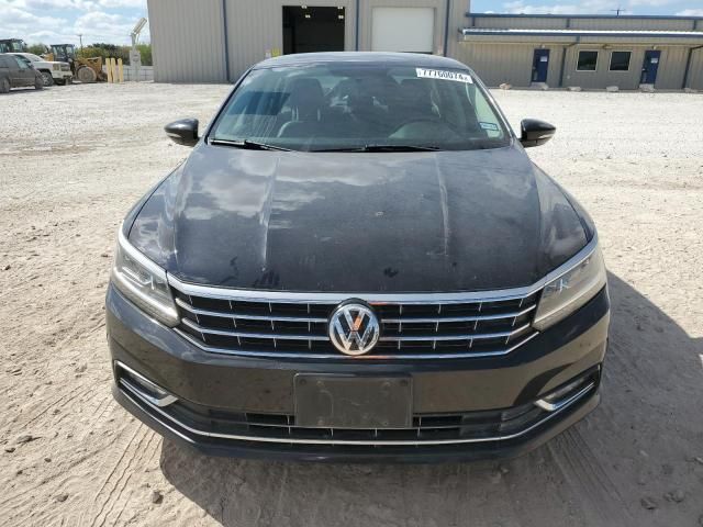 2017 Volkswagen Passat SE