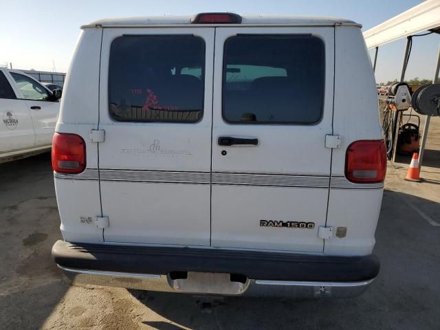 2000 Dodge RAM Van B1500