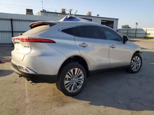 2024 Toyota Venza LE