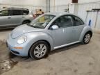 2009 Volkswagen New Beetle S