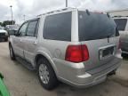 2004 Lincoln Navigator