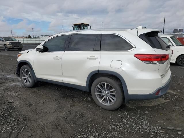 2019 Toyota Highlander SE