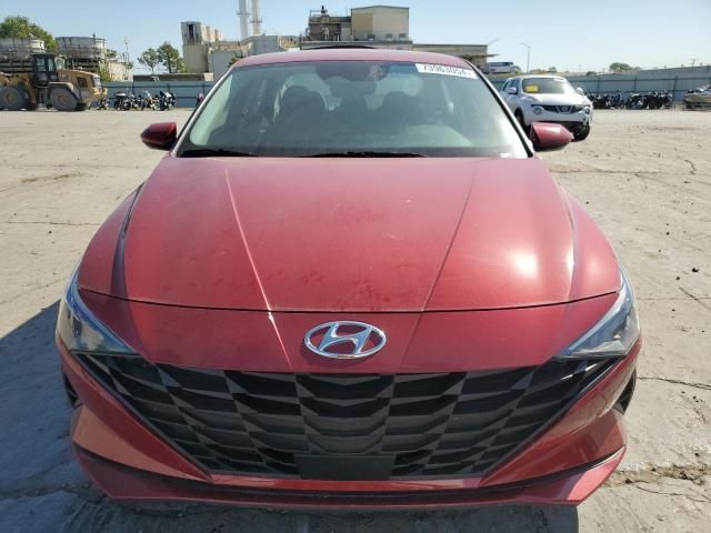 2022 Hyundai Elantra SEL