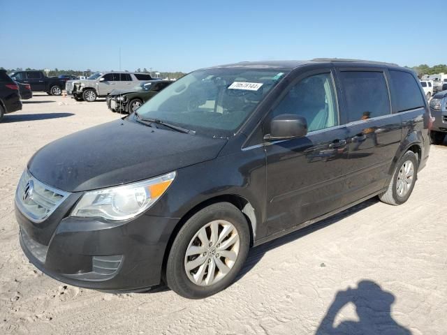 2012 Volkswagen Routan SE