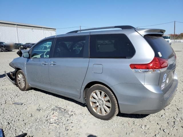 2011 Toyota Sienna XLE