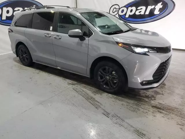 2024 Toyota Sienna XSE