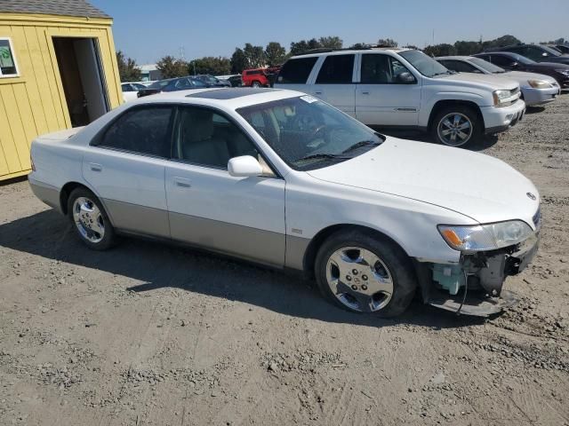 2000 Lexus ES 300