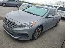 Carros dañados por inundaciones a la venta en subasta: 2015 Hyundai Sonata Sport