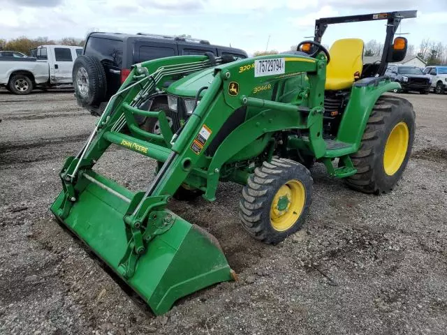 2022 John Deere 320R