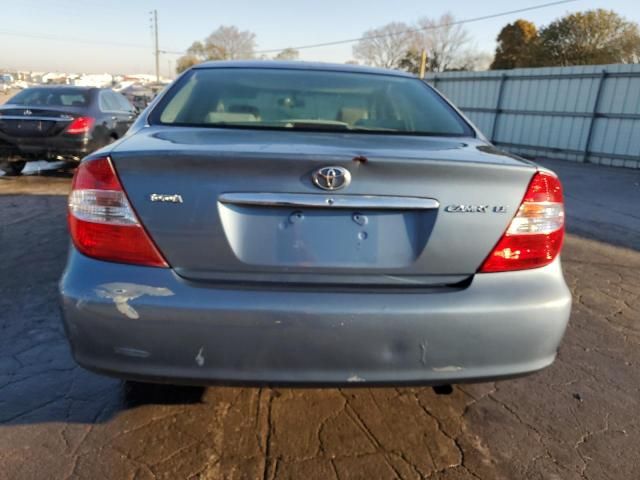 2004 Toyota Camry LE