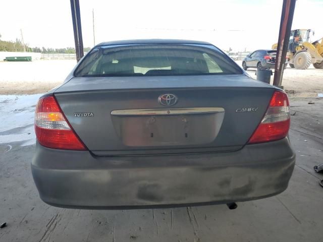 2004 Toyota Camry LE