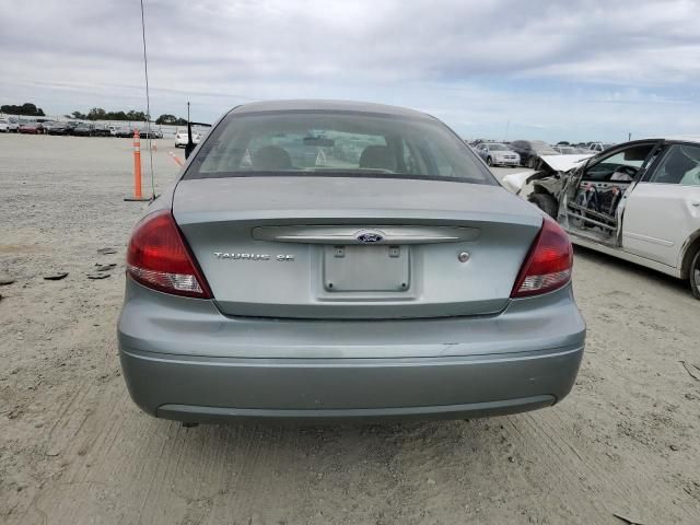 2005 Ford Taurus SE