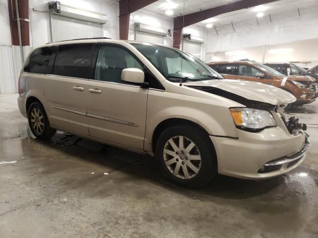 2016 Chrysler Town & Country Touring