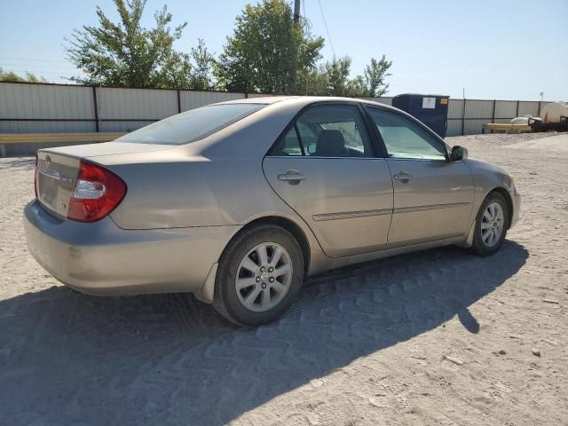 2004 Toyota Camry LE