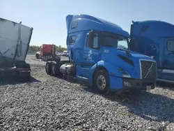 Salvage trucks for sale at Memphis, TN auction: 2022 Volvo VN VNL