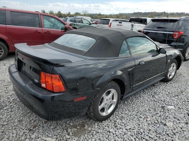 2004 Ford Mustang