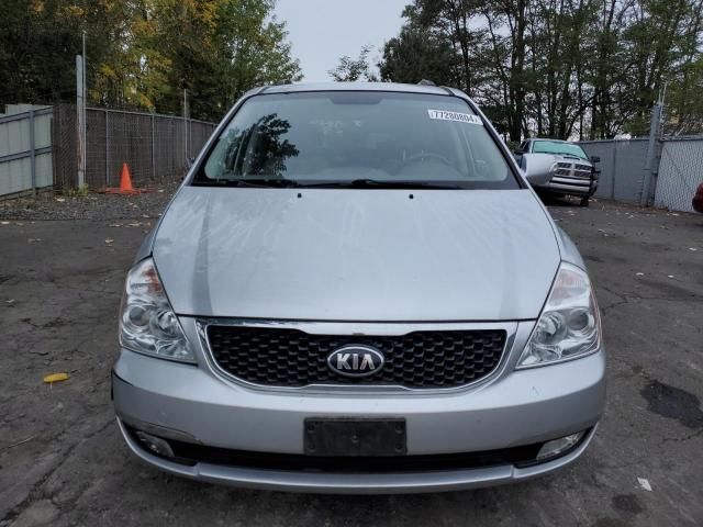 2014 KIA Sedona LX