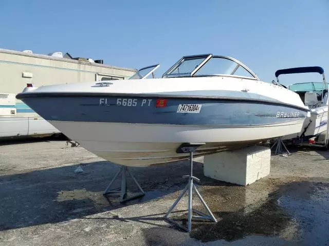 2013 Bayliner Boat